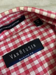 VAN HEUSEN CHECKED SHIRT