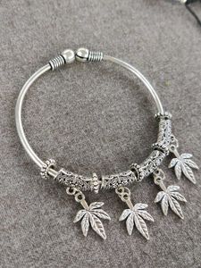 Silver Tone Chinar Leaf Bangle