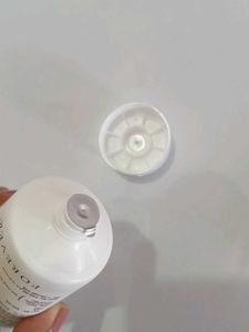 Forever Radiance Face Wash