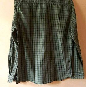 Men&#39;s Plaid Button-Down Green cheks Shirt