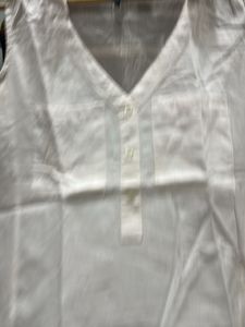 A smart classic white shirt with twist