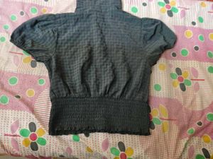 Chic Gray Checkered Top