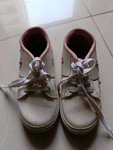 Toddler Girl's Shoes with Flowers