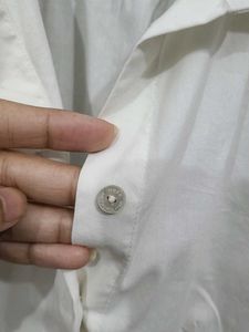 Exported fittedformal shirt-frontbutton-hidden