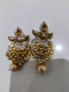 New Earrings Set