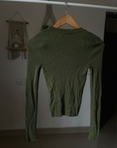ZARA Green Long Sleeve Crop Top
