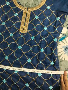 beautiful embroidered suit set in cotton