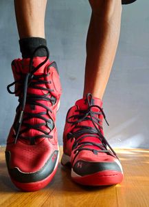 Under Armour Micro G Torch 2