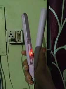 Mini Hair Straightener