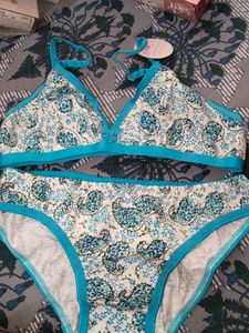 Floral Bra & Panty Set