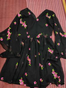 Active Feel Free Life Woman&#39;s Black Dress
