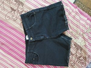 Stylish Black Denim Shorts - Very Comfortable!