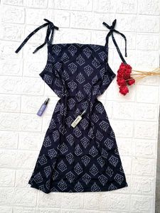 Strapped Short Kurti 💙