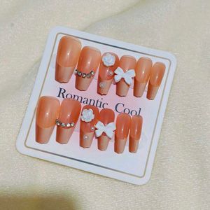 3-D Press-On Nails 🎀