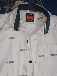 Boy&#39;s White Printed Short Sleeve Shirt