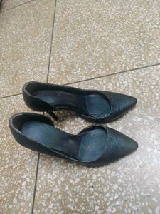 Bata Black Pointed Heels
