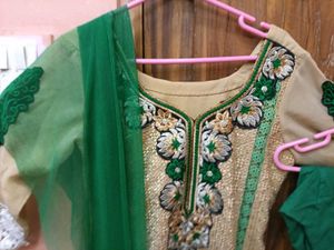 GentlyUsed Elegant Cream&GreenEmbroidered KurtaSe