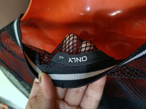 Only Mesh Top(200 Rs)