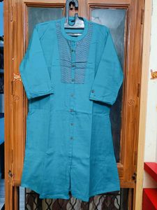 🇳🇿💫❤️Teal Embroidered Button-Down Tunic