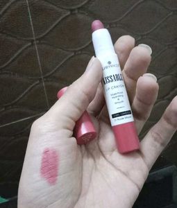 01 Nude Mauve Kissable Lip Crayon