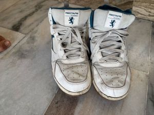 2 Jode Shose  Vintage High- Need Wash 🧼 Only