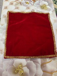 Red Velvet kreshna rajai gadda colour re