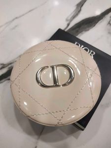 Dior Face Highlighter