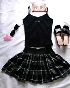 Cute White And Black Skirt