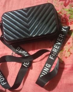 Chic Black Crossbody Bag