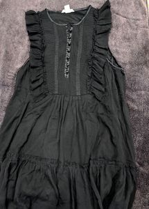 H&amp;m Ruffled Black Dress