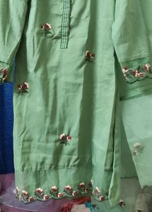 Pakistani 3 Piece Suit