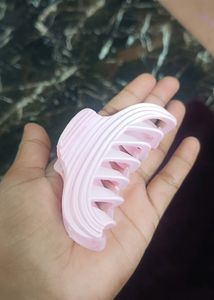 NEW UNUSED HIGH QUALITY CLUTCHES 99/-