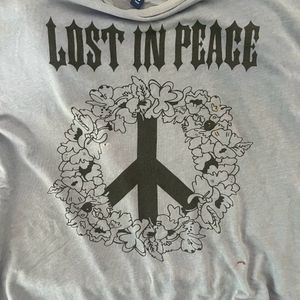 H&amp;M OVERSIZED TSHIRT HALF OFF Y2K INDIE PINTEREST