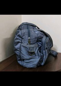Light Weight Multipocket Everyday Bag
