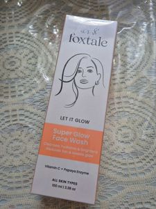 Foxtale Super Glow Face Wash