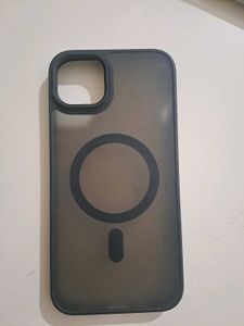 iPhone 15 Case - Black MagSafe