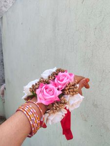 Floral Bangle Bracelet