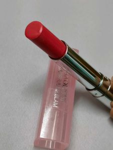 Combo of 2 Lip Colors (Baolishi And Splash brands)