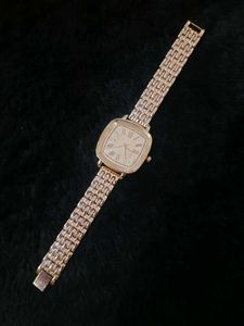 Watch (30 Lakhs)dupe