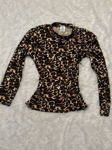 Fitted Beautiful Top💫