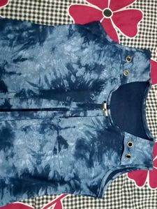 Tie-Dye Sleeveless Top