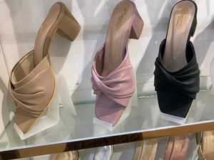 new sandels 550 up to 650 only I have my own shope