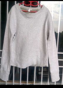 🩶🤍Imported Korean Gray S/M Size  Sweatshirt