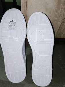 Orignal Puma White Sneakers
