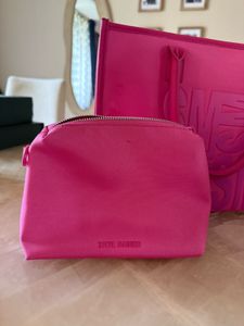 Steve Madden Hot Pink Tote Bag Set