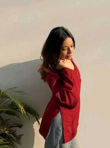 Maroon V-Neck Top with Long Sleeves