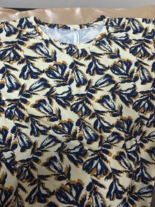 Floral Print Short Sleeve Top