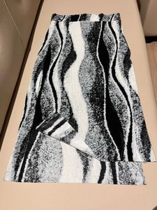 Abstract Print  Skirt