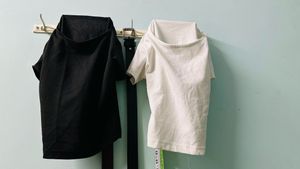 Simple Black And White Top - Size S