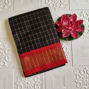Elegant Red Cotton Saree